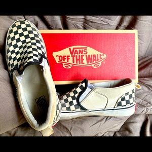 Youth size 5 Vans checkered